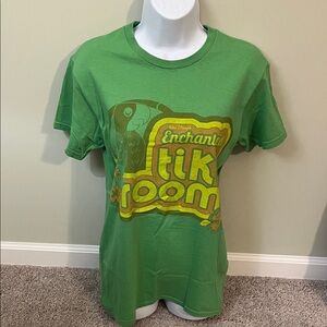 Disney Parks Disney World Enchanted Tiki Room Shirt. Small Excellent Condition